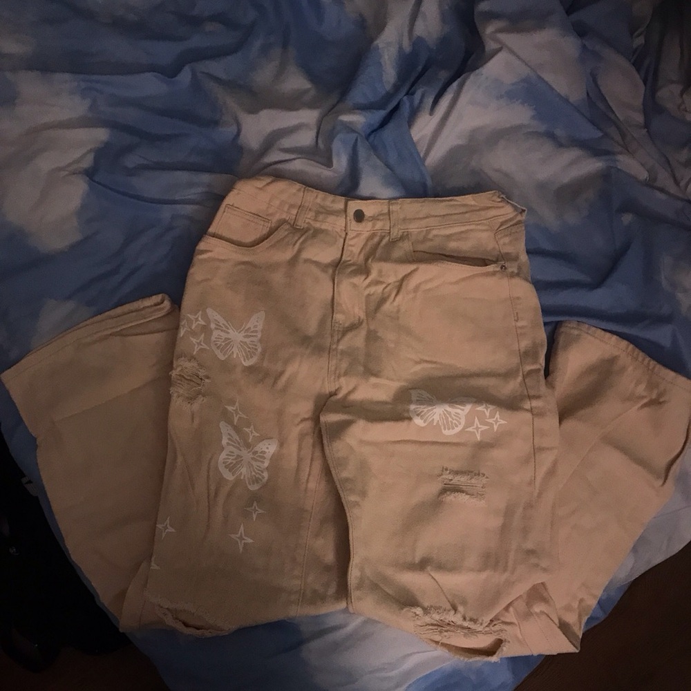 Cream Jeans